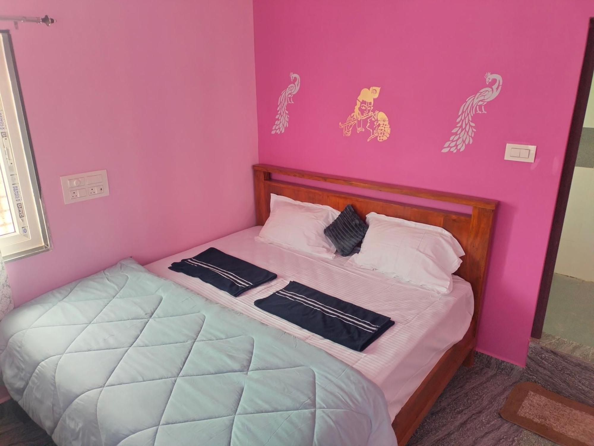 Supritha Homestay Hampi Εξωτερικό φωτογραφία