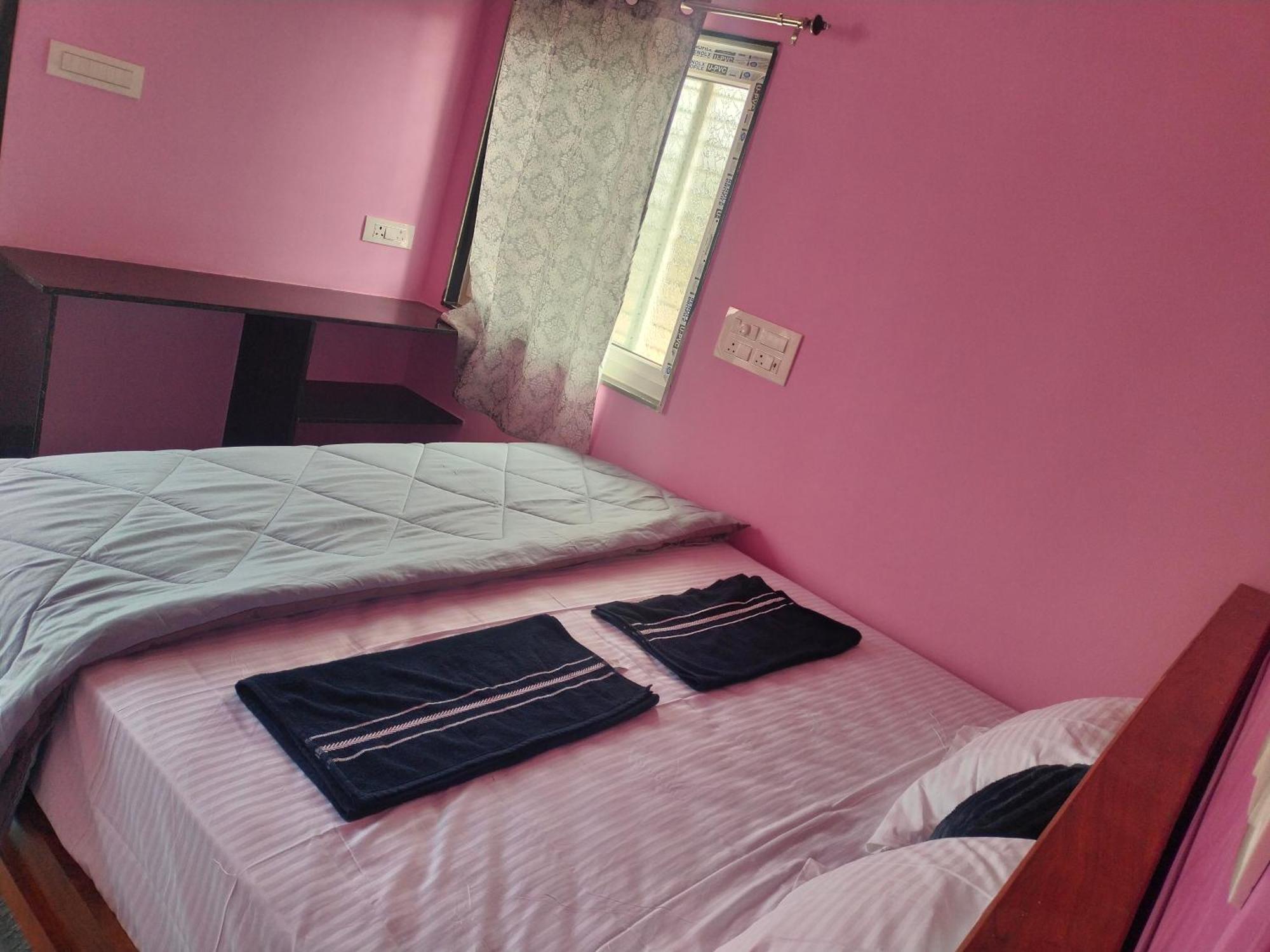 Supritha Homestay Hampi Εξωτερικό φωτογραφία